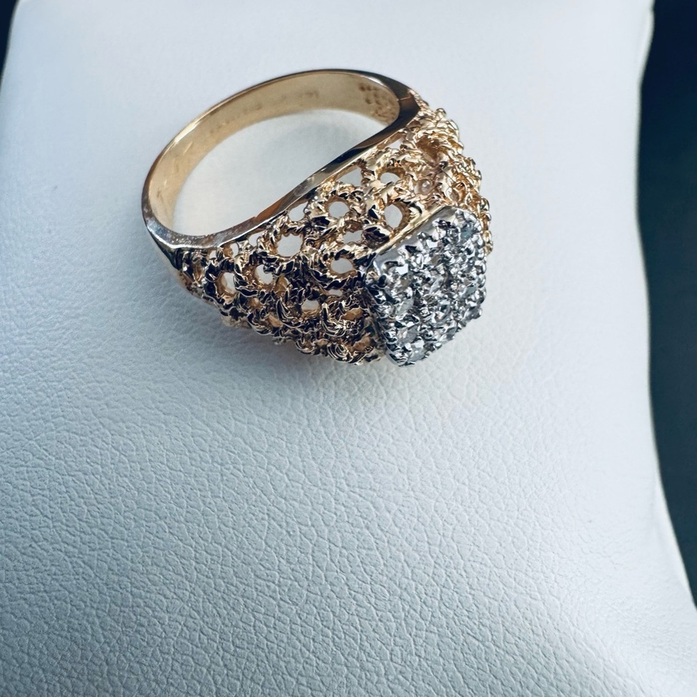 14K Yellow Gold Vintage Filigree Cluster Ring with Diamonds Statement size 6